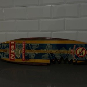 Adorno Tabla "Warning Shark" Estilo Hawaiano - imagen 2
