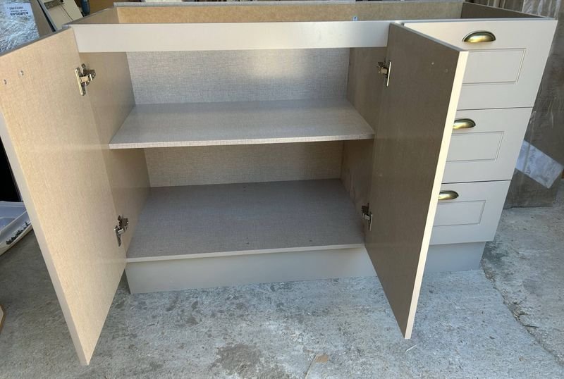 Mueble Bajo Mesada de Madera Blanca - imagen 2