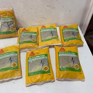Lote siguiente: Bolsas de Cinta Adhesiva Sika Binda Juntas Color