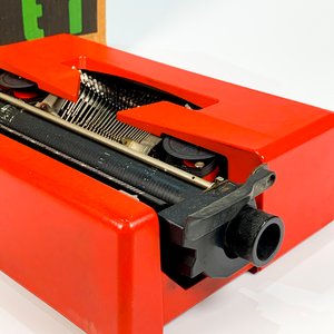 Máquina de Escribir Olivetti Lettera 30 Roja Vintage - imagen 3