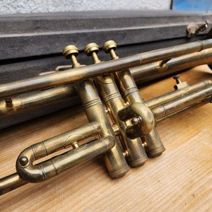 Trompeta Antigua Checoslovaca con Estuche y Libros - imagen 12