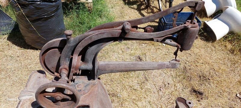 Item 900910 - Image 2