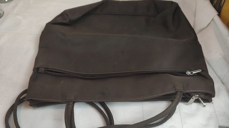 Item 863936 - Image 1