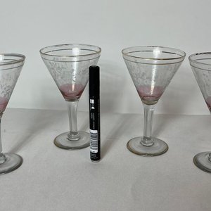 Juego de 4 Copas de Cristal con Guarda Dorada y Diseño Floral - imagen 2