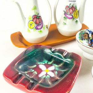 Set de Cerámica: 2 Aceiteras, 2 Compoteras, 1 Cenicero y 1 Base - imagen 4