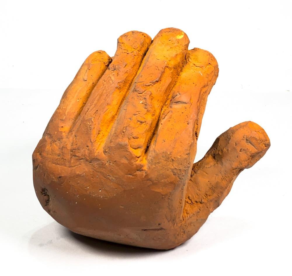 Figura Abstracta de Mano en Cerámica Artesanal