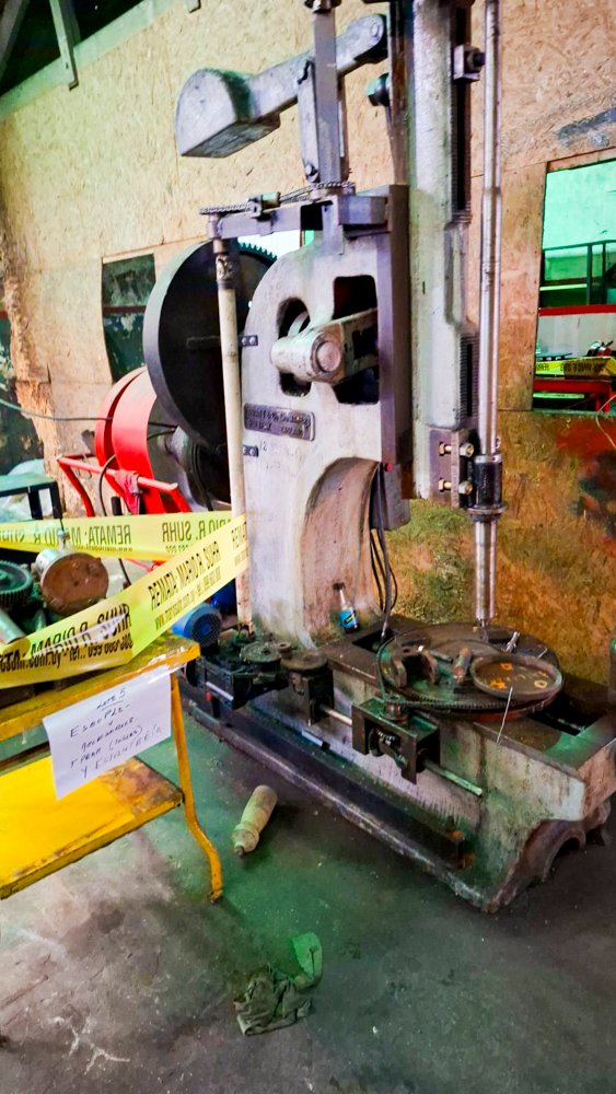 Escopladora Industrial con Accesorios y Engranajes
