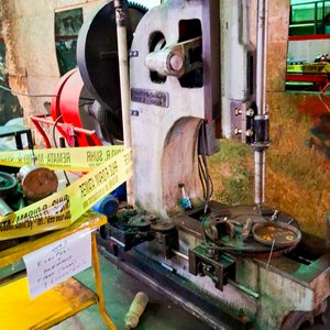 Lote siguiente: Escopladora Industrial con Accesorios y Engranajes