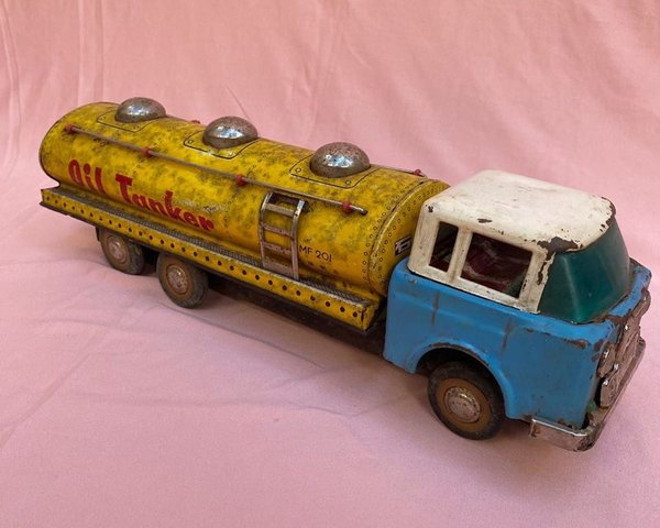 Antiguo camión tanque cisterna en chapa litografíada para coleccionistas - imagen 1