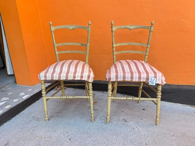 Sillas Gemelas Antiguas Estilo Isabelino - imagen 3