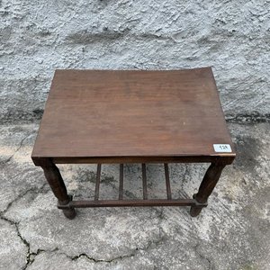 Mesa Auxiliar de Madera Rústica - imagen 1