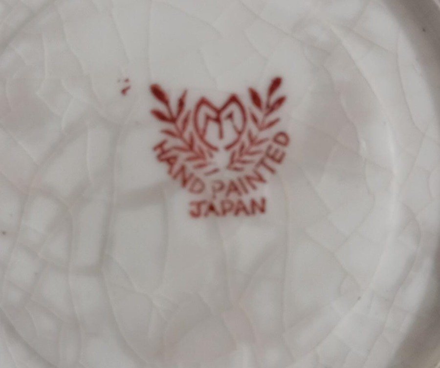 Porcelana japonesa decorada con patrones florales - imagen 5