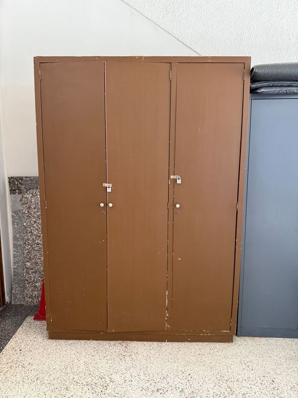 Item 890988 - Image 0