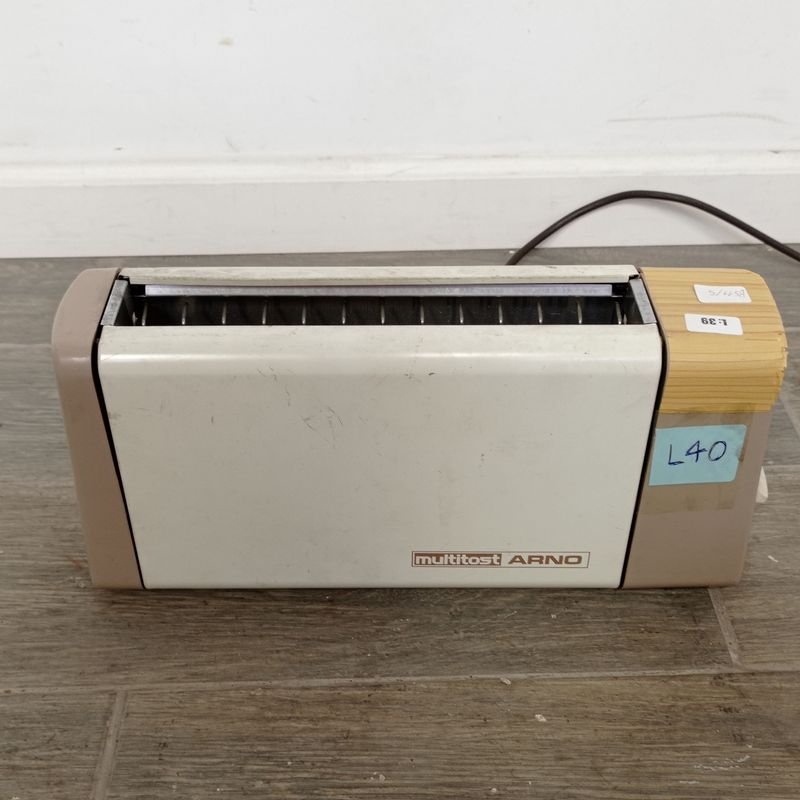 Lote siguiente: Tostadora Multitost Arno: Electrodoméstico para el Hogar