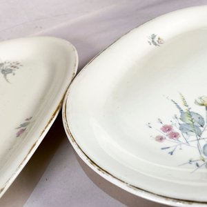 Juego de 3 Fuentes Ovales de Porcelana Bavaria con Flores y Borde Dorado - imagen 3