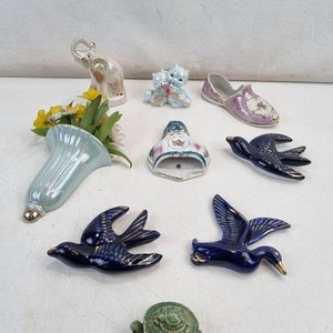 Lote anterior: Lote Variado: Objetos Decorativos y Tocador en Cerámica y Porcelana