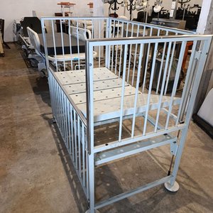 Cama Pediátrica Mecánica Mercedes-Imec MI-550 Recuperación/Infantil - imagen 3