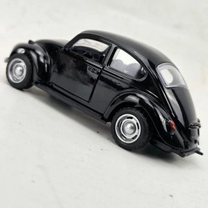 Auto a Escala Metálico Negro Estilo Volkswagen Escarabajo - imagen 2