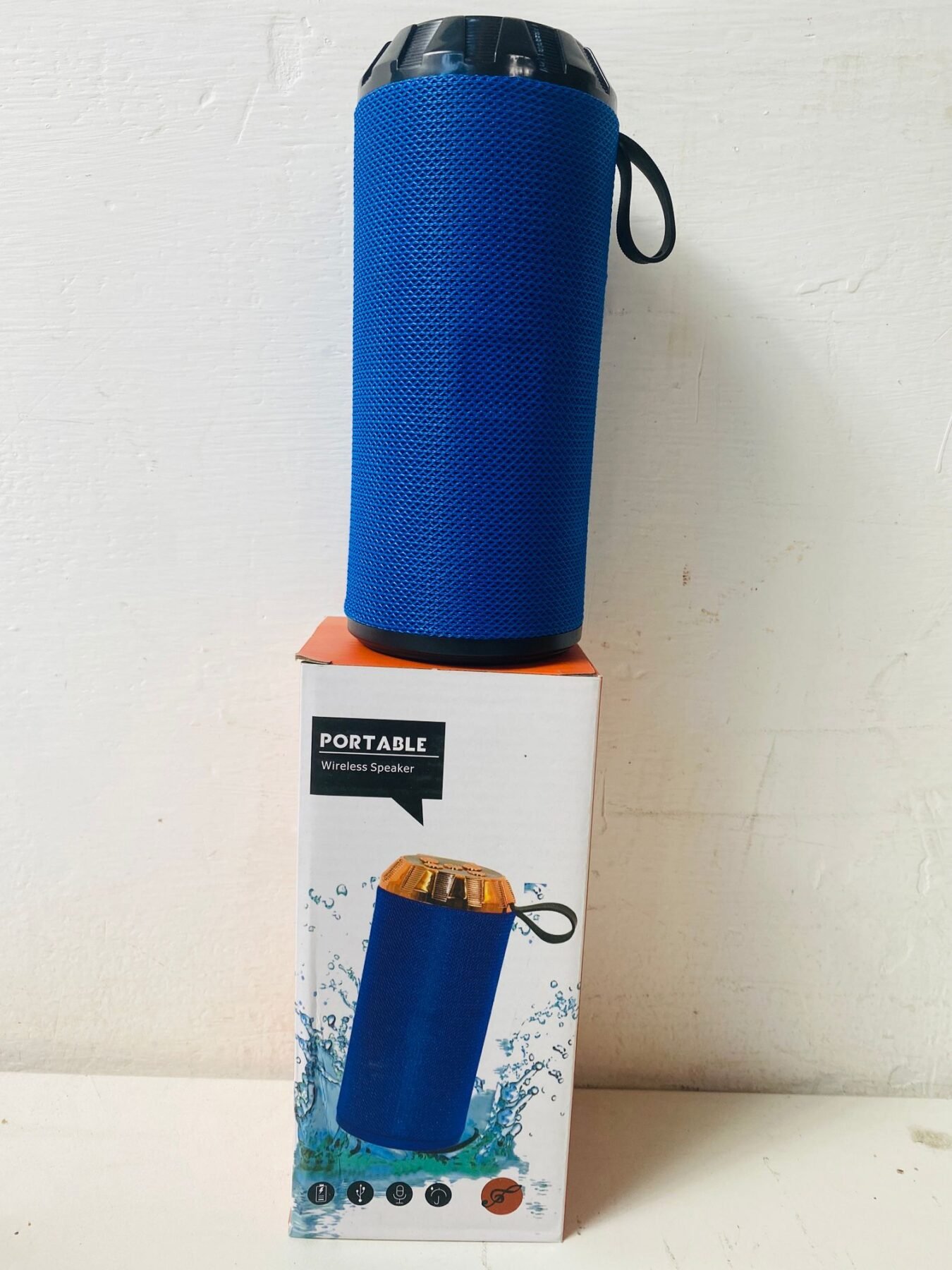 Item parlante-azul-con-cable-cargador - Image 0