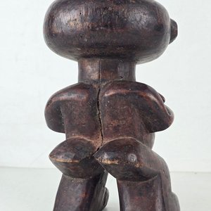 Estatua Pigmeo de Camerún en Madera Oscura - imagen 4