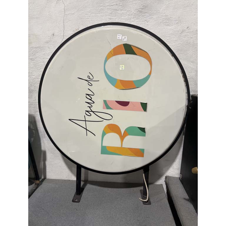 Lote anterior: Cartel de Agua del Río: Signo Vintage con Estilo Rustico