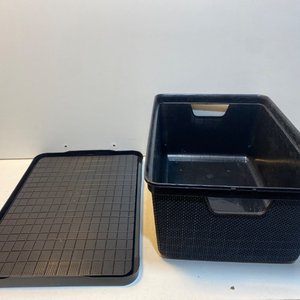 Caja Organizadora Plástica Negra Calada con Tapa y Asas - imagen 3