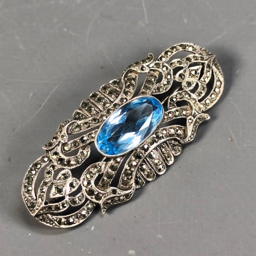 Item 16430 - Image 0