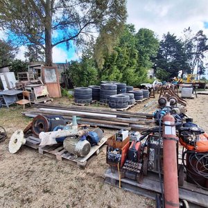 Lote siguiente: Lote de Maquinaria y Artículos Industriales Varios