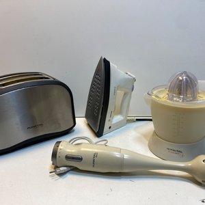 piezas: Tostadora Punktal, Plancha Philips, Mixer Punktal y Exprimidor Punktal - imagen 1