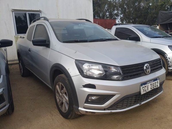 Volkswagen Saveiro Doble Cabina 2022 Plata