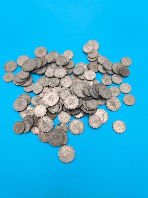 Monedas Uruguayas de 1960 - Colección de Monedas en Buen Estado