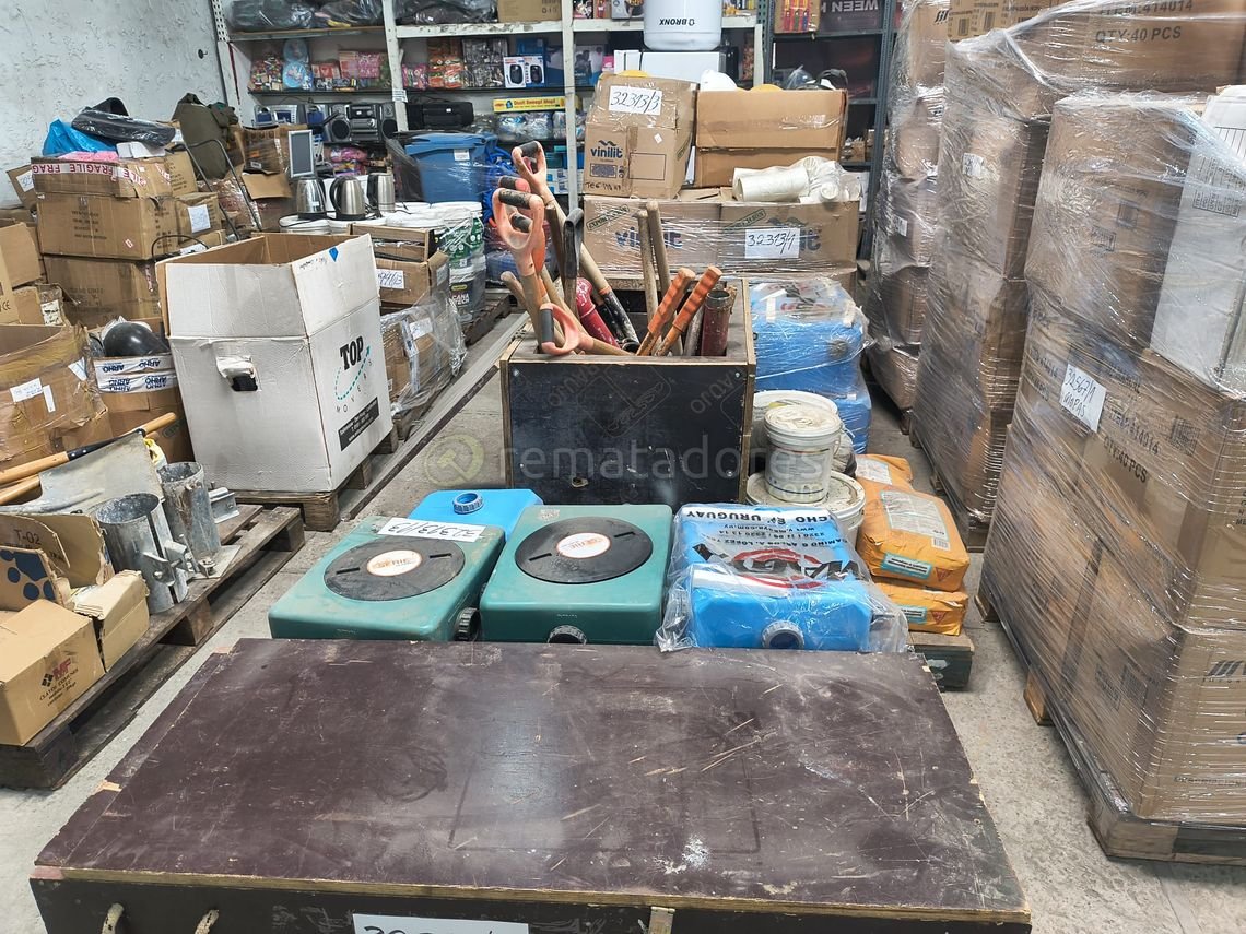 Lote de Artículos Varios: Herramientas, Materiales y Más