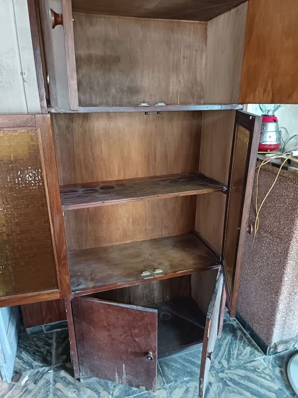 Mueble estantería con puertas - imagen 4