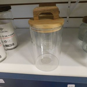 Recipiente con tapa de madera y agarradera arriba - imagen 2