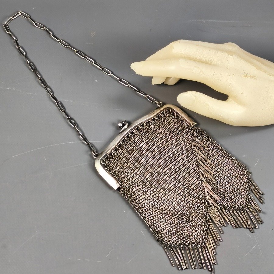 Item 16433 - Image 3