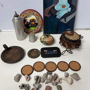 Lote Variado: Termo Acero, Posa Vasos, Plato Decorativo Perú, Caracoles y Adornos - imagen 1