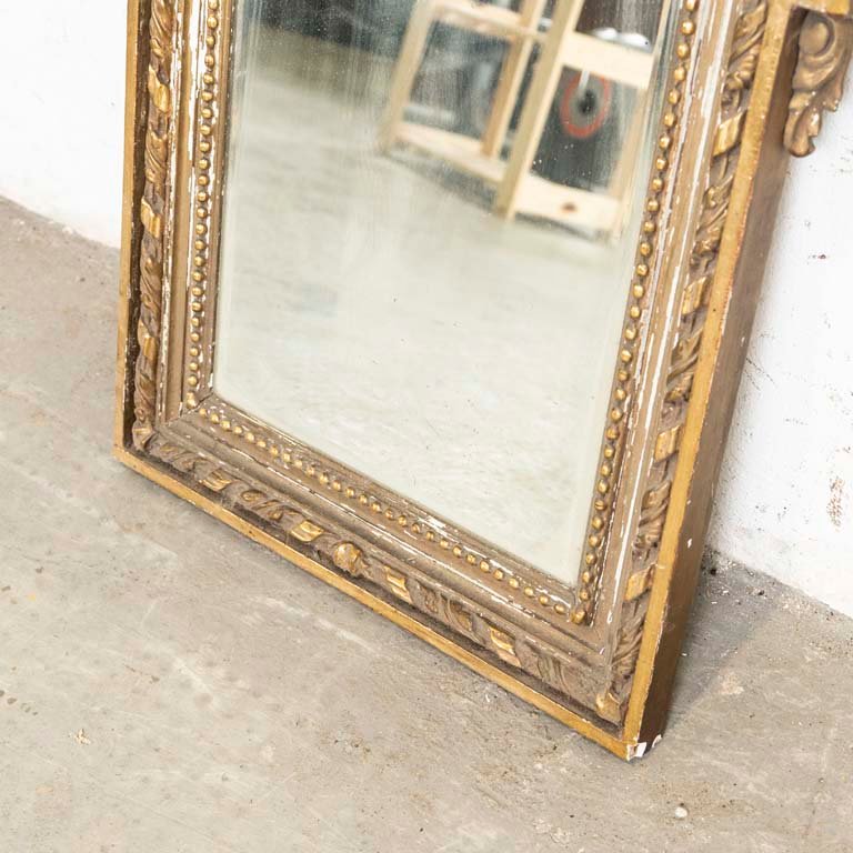 Espejo biselado con marco dorado para decorar - imagen 3