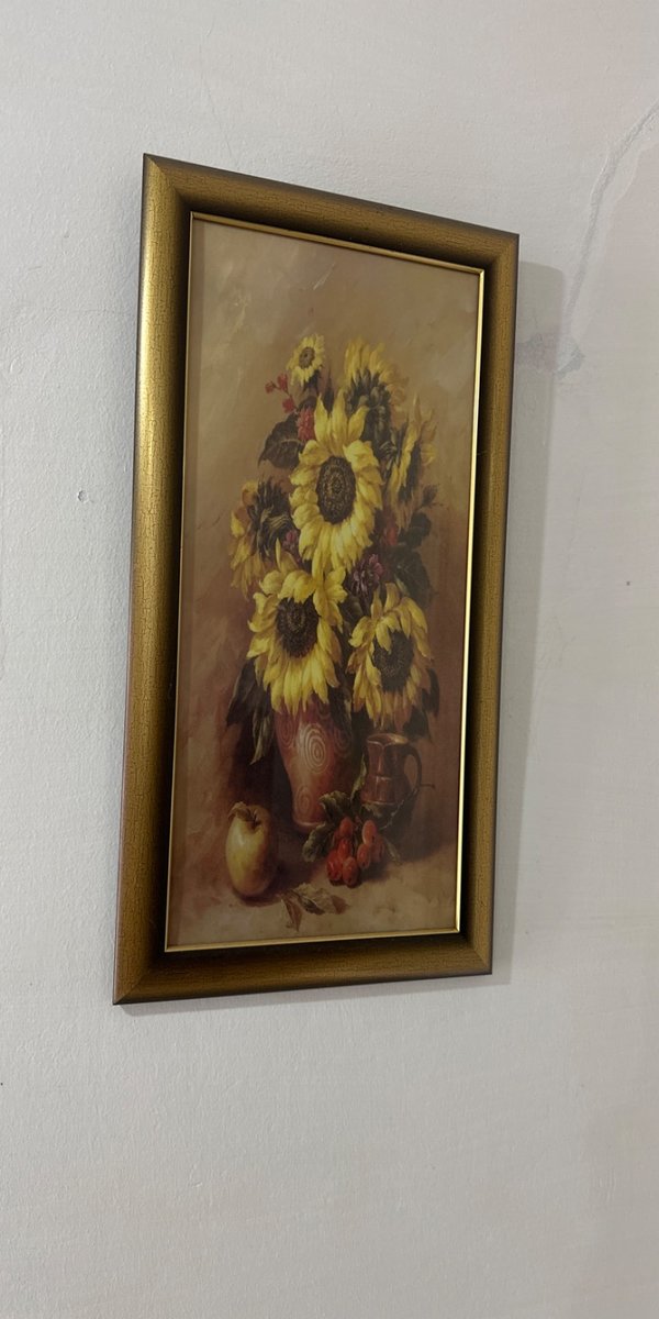 Cuadro de Girasoles en Jarrón Dorado