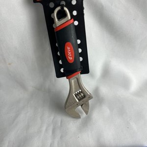 Lote siguiente: Llave Francesa Ajustable Marca DEVE Nueva