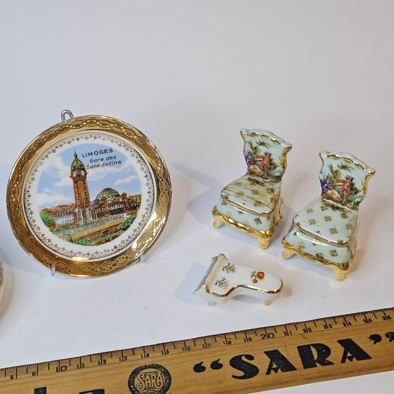 Item 852996 - Image 2