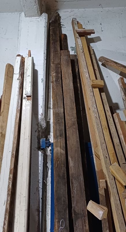 Cuatro pinoteas de madera para venta - imagen 4