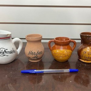 Lote de 4 Vasijas y Jarritas de Cerámica Artesanal - imagen 8