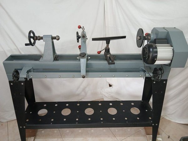 Torno Copiador para Madera Neo RWL1000GV con Motor de Inducción - imagen 1