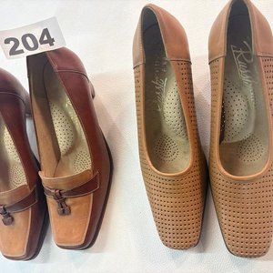 Lote de 5 Pares de Zapatos de Cuero para Mujer - Talle 36 - imagen 3