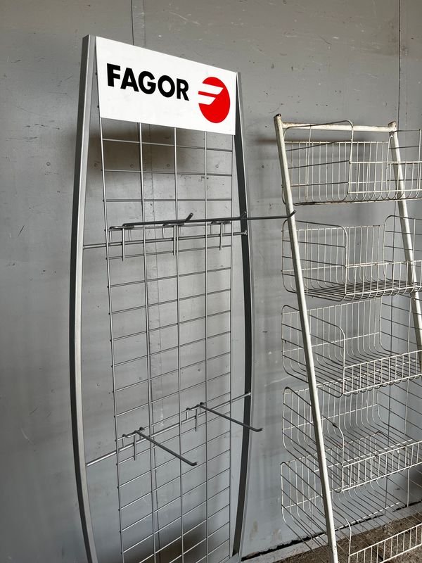 Item 891122 - Image 1