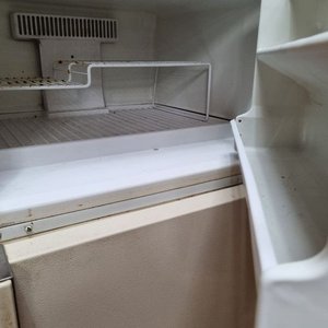 Heladera Norge con Freezer Superior, Tono Marfil - Funciona - imagen 4