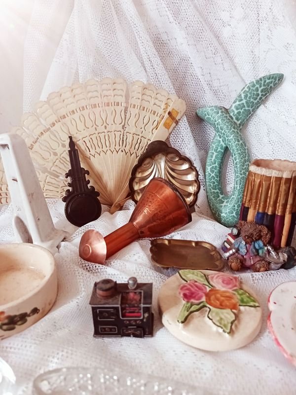 Colección de Antigüedades y Coleccionables: Cerámica, Figuras y Más - imagen 8