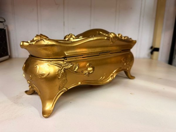Joyero de gran tamaño en metal dorado - imagen 3