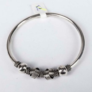 Pulsera Esclava de Plata con Detalles Nudos y Bolas - imagen 1