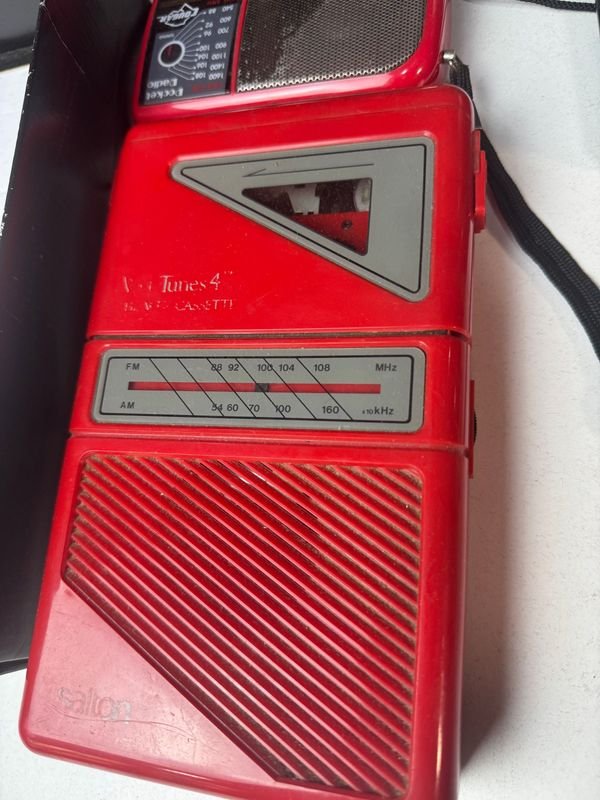 Lotes de radios, cámaras y transformadores en buen estado - imagen 2